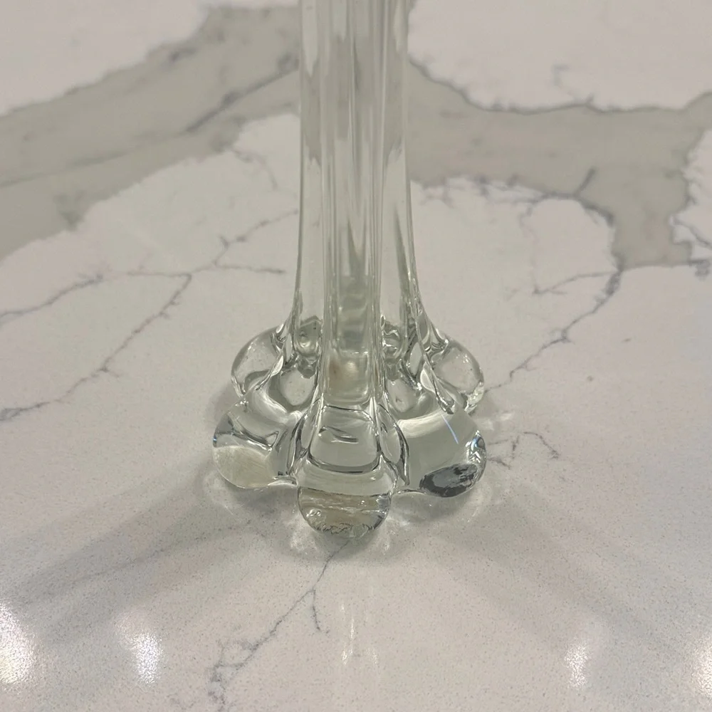 Swung clear glass Glass Bud Vase - Picture 2 of 6